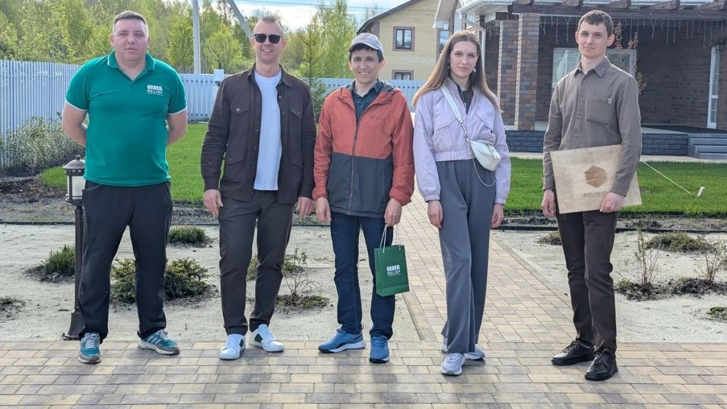 PXL_20250517_120859744-min.jpg