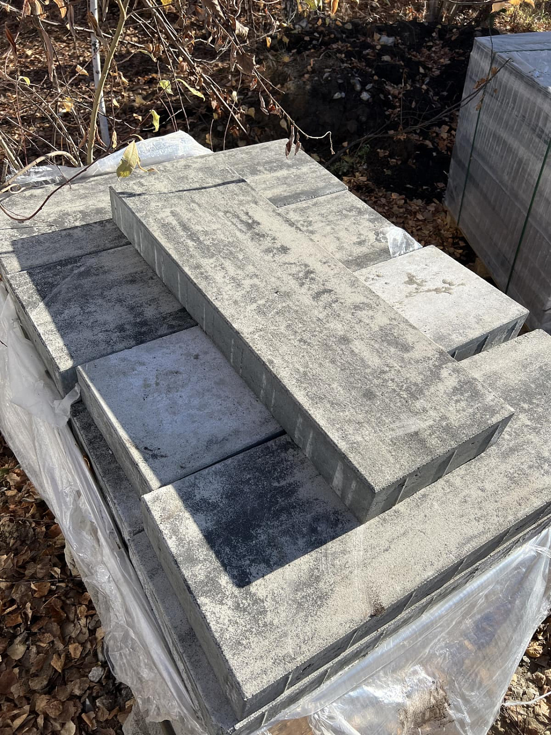 Ландшафтный дизайн в Тюмени с плиткой Ригель, Трио, 300х900 мм Ландшафтный дизайн в Тюмени с плиткой Ригель, Трио, 300х900 мм