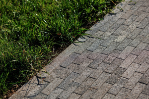 Купить бордюры БРШ.50.20.8 гранит листопад (бело-черно-коричневый) - Старый Замок от производителя - «Поревит» Купить бордюры БРШ.50.20.8 гранит листопад (бело-черно-коричневый) - Старый Замок от производителя - «Поревит»